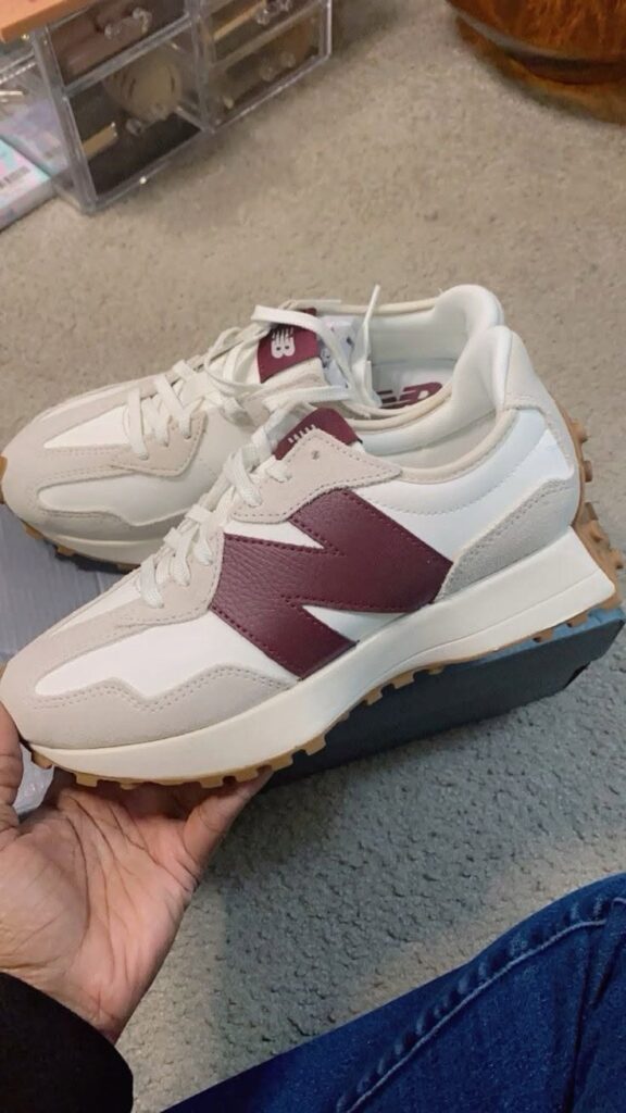 NB 327 Branco/Bordo